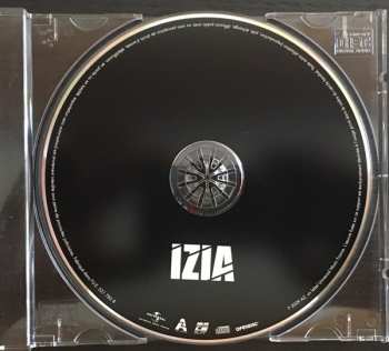 CD Izia: Izia