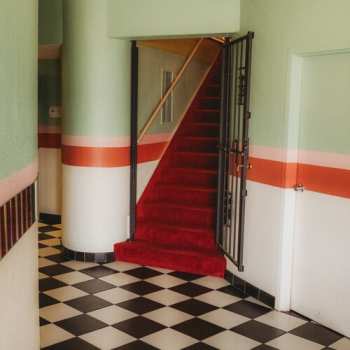 Album Jacuzzi Boys: Too Cold To Tango