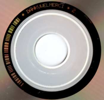 CD Jaune Toujours: Camping Del Mundo