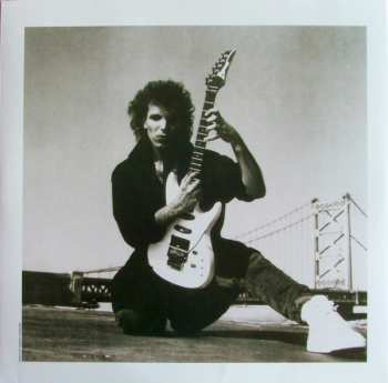 LP Joe Satriani: Surfing With The Alien