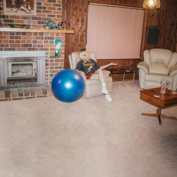 LP Julia Jacklin: Don't Let The Kids Win