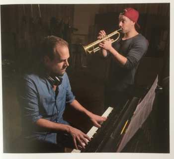CD Julian & Roman Wasserfuhr: Landed In Brooklyn