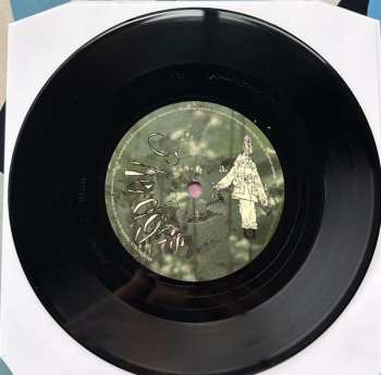 SP julie: Pg​.​4 A Picture Of Three Hedges​/​Through Your Window PIC