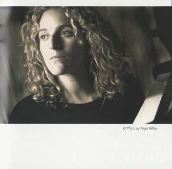 CD/DVD Julie Sassoon: Land Of Shadows