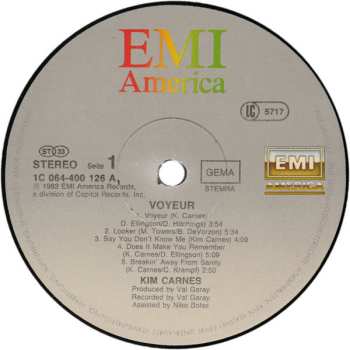 LP Kim Carnes: Voyeur