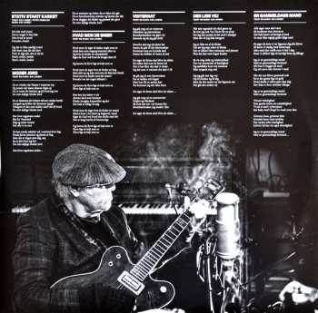 LP Kim Larsen & Kjukken: Øst For Vesterled