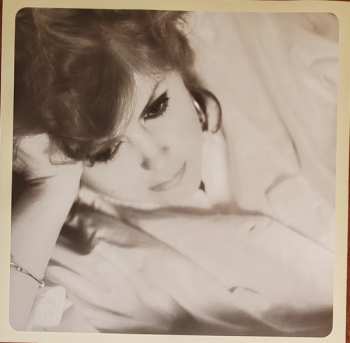 2LP Kirsty MacColl: Free World The Best Of 1979-2000 CLR | LTD