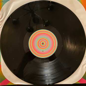 2LP Kunzite: Visuals