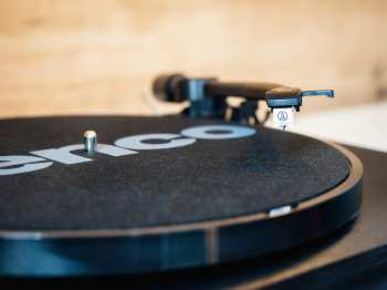 Audiotechnica Lenco L-30 Černá