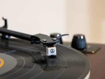 Audiotechnica Lenco LS-470WA