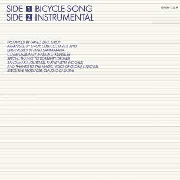 LP Live Fashion: Bicycle Song