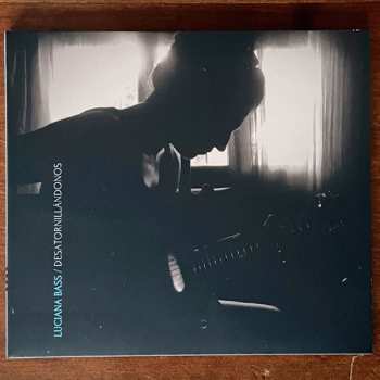 Album Luciana Bass: Desatornill​á​ndonos
