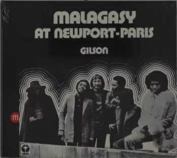 At Newport-Paris