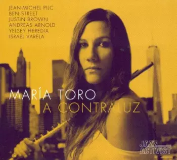 María Toro: A Contra Luz