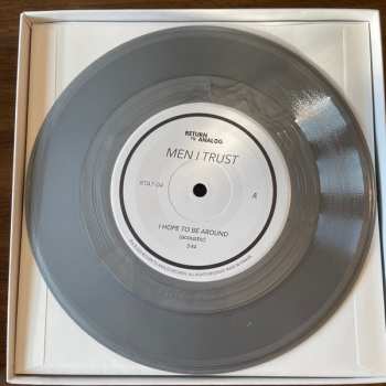 SP/Doos/MC Men I Trust: Forever Live Sessions CLR | LTD