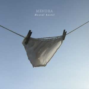 LP Mendra: Hostal Hostil