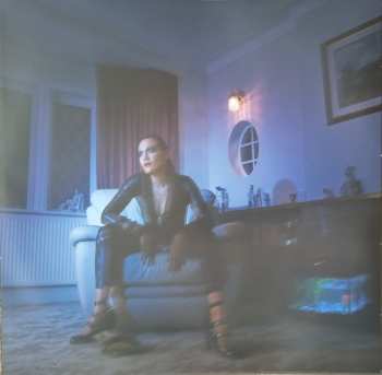 LP Nadine Shah: Filthy Underneath