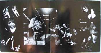 CD Nahoru Po Schodišti Dolů Band: 83 - 93