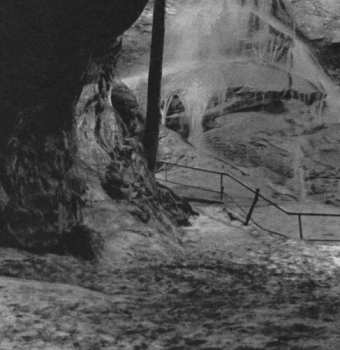 Album Oake: Live In Marseille