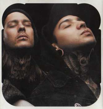 CD Pierce The Veil: Collide With The Sky