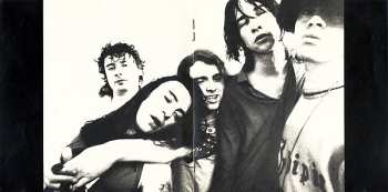 CD Primal Scream: Give Out But Don't Give Up