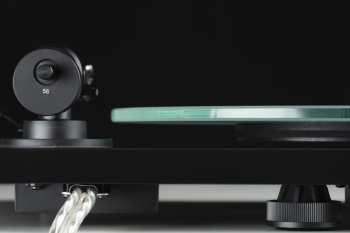 Audiotechnica Pro-ject T1 Evo + Om10 - Piano černá