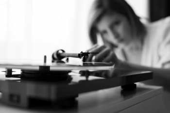 Audiotechnica Pro-Ject T1 Piano OM5e