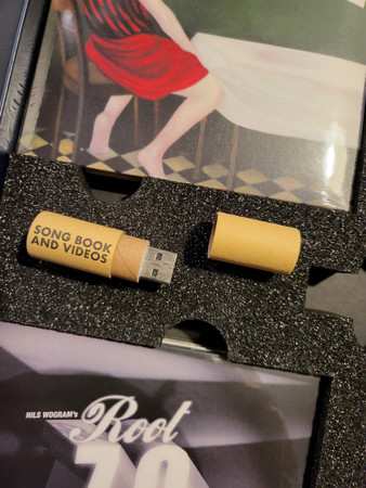 LP/8CD/Doos Root 70: 2000-2020 Anniversary Box LTD