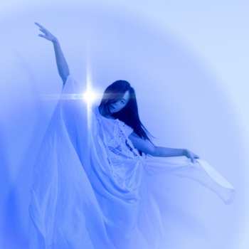 Album Sarah Kinsley: Ascension