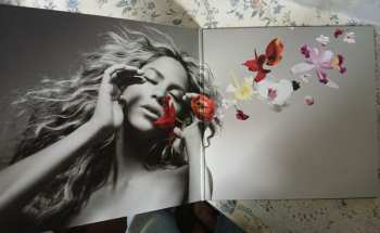 LP Shakira: Fijación Oral Vol. 1 CLR | LTD