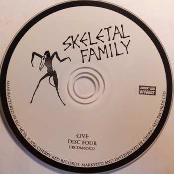 5CD/Doos Skeletal Family: Eternal (Singles · Albums · Rarities · BBC Sessions · Live · Demos 1982-2015)