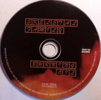 5CD/Doos Skeletal Family: Eternal (Singles · Albums · Rarities · BBC Sessions · Live · Demos 1982-2015)