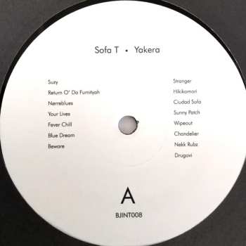 LP Sofa T: Yakera LTD