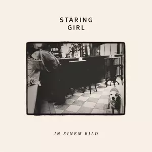 Staring Girl: In Einem Bild