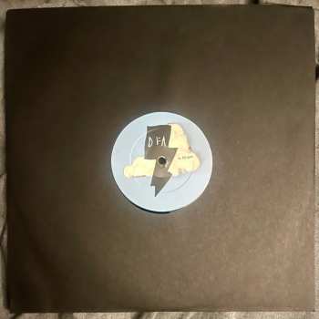 LP Stuart Hyatt: The Clouds LTD