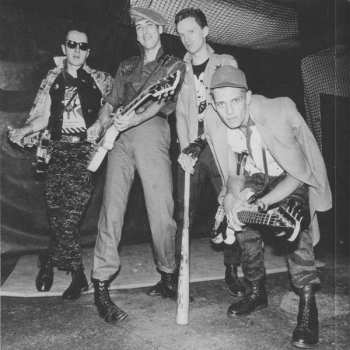 19CD/Doos The Clash: The Singles LTD | NUM