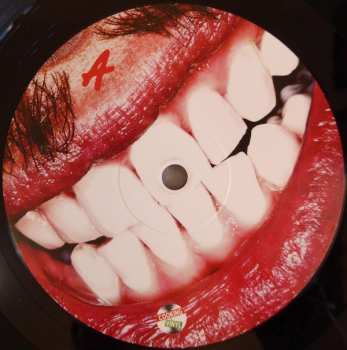 LP The Darkness: Pinewood Smile