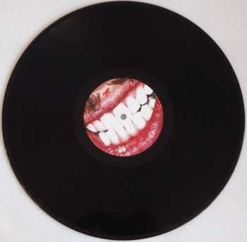 LP The Darkness: Pinewood Smile