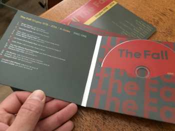 7CD/Doos The Fall: Singles 1978 - 2016 DLX