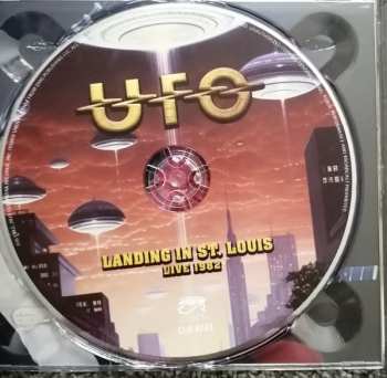 CD UFO: Landing In St. Louis Live 1982