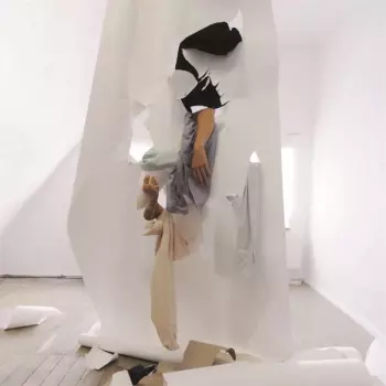 Kammerflimmer Kollektief: Ein Strumpf Wächst Durch Den Tisch