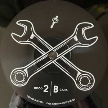 4LP/4CD/Doos Various: DRO 40 Aniversario - ...Y El Futuro Sigue Caminando Un Paso Por Detrás De Nosotros DLX | LTD