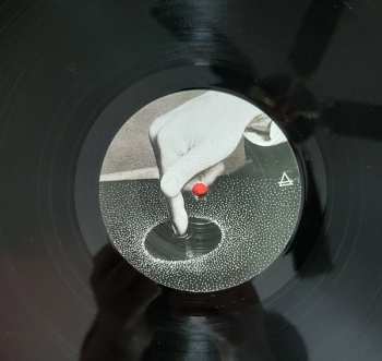 LP Various: Un Autre Monde Dans Notre Monde