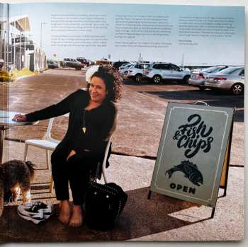 LP Vika & Linda: The Wait CLR