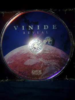 CD Vinide: Reveal