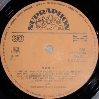 LP VOX: Singing That Happy Song