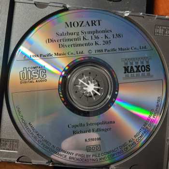 CD Wolfgang Amadeus Mozart: Salzburg Symphonies / Divertimento K. 205