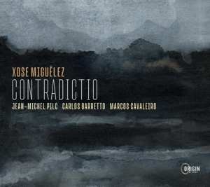 CD Xosé Miguélez: Contradictio